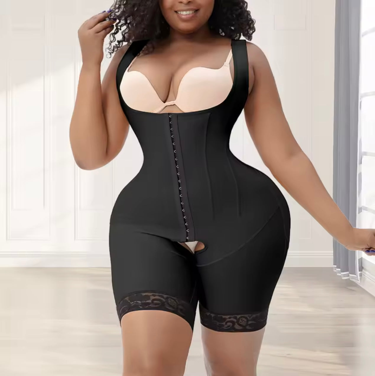 Gaine corsey Aurakys